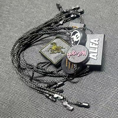 柔軟な服装スイングタグ シンプルなデザイン 衣類識別と衣料品ラベルソリューションのためのカスタマイズ可能なオプション